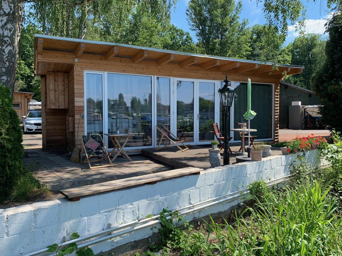 Tiny House Oder Ferienwohnung Auf Der Sunset Marina 柏林 外观 照片
